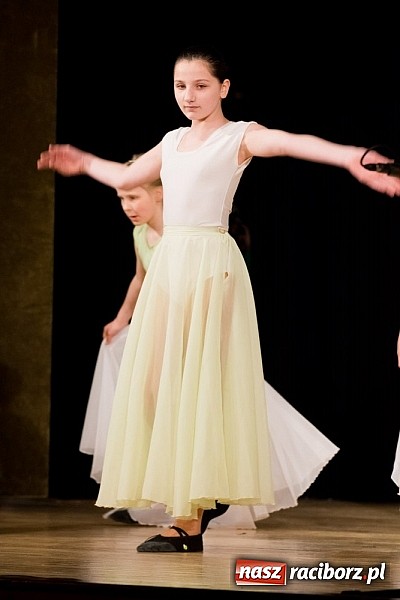 Zdjęcie w galerii na portalu naszraciborz.pl: Źródło zebrało 7,5 tys. zł dla chorej Mai wiadomości z regionu