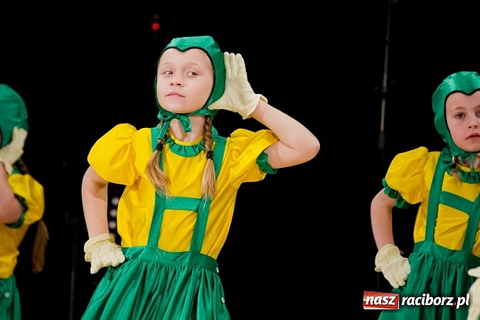 Zdjęcie w galerii na portalu naszraciborz.pl: Źródło zebrało 7,5 tys. zł dla chorej Mai wiadomości z regionu