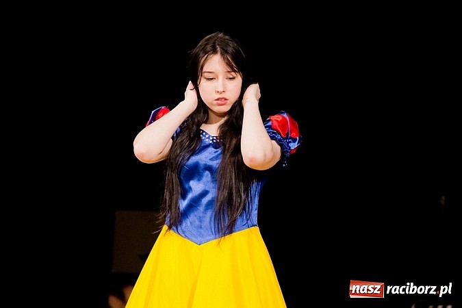 Zdjęcie w galerii na portalu naszraciborz.pl: Źródło zebrało 7,5 tys. zł dla chorej Mai wiadomości z regionu