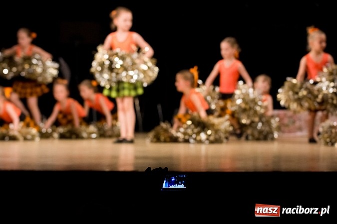 Zdjęcie w galerii na portalu naszraciborz.pl: Źródło zebrało 7,5 tys. zł dla chorej Mai wiadomości z regionu