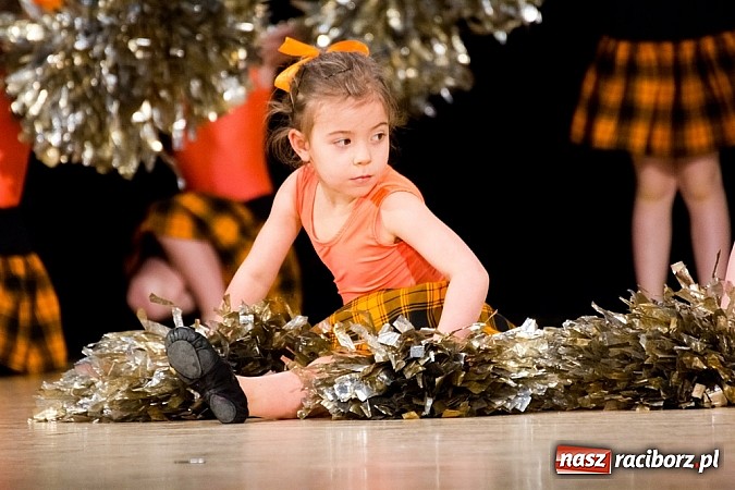 Zdjęcie w galerii na portalu naszraciborz.pl: Źródło zebrało 7,5 tys. zł dla chorej Mai wiadomości z regionu