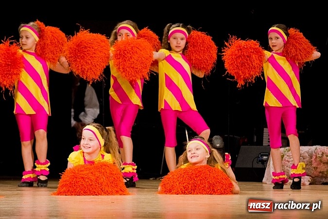 Zdjęcie w galerii na portalu naszraciborz.pl: Źródło zebrało 7,5 tys. zł dla chorej Mai wiadomości z regionu