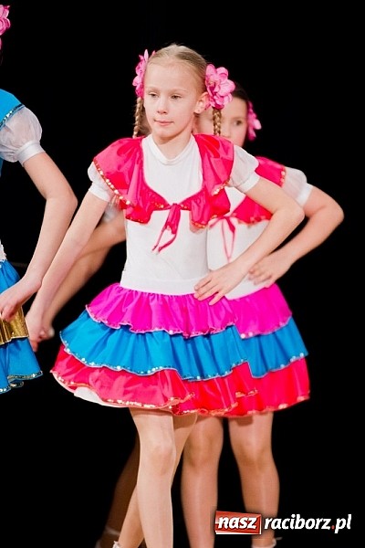 Zdjęcie w galerii na portalu naszraciborz.pl: Źródło zebrało 7,5 tys. zł dla chorej Mai wiadomości z regionu