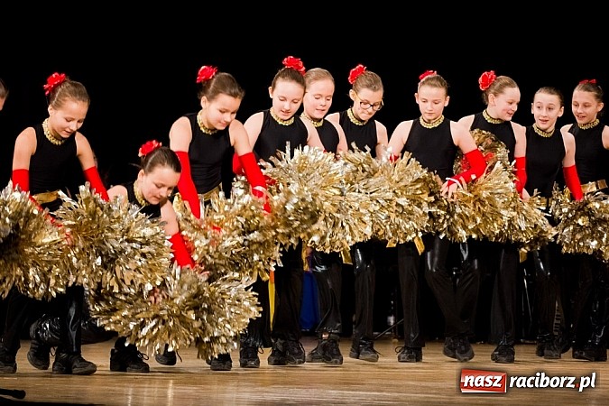 Zdjęcie w galerii na portalu naszraciborz.pl: Źródło zebrało 7,5 tys. zł dla chorej Mai wiadomości z regionu