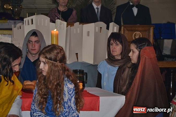 Zdjęcie w galerii na portalu naszraciborz.pl: Misterium Męki Pańskiej w Krzyżanowicach wiadomości z regionu