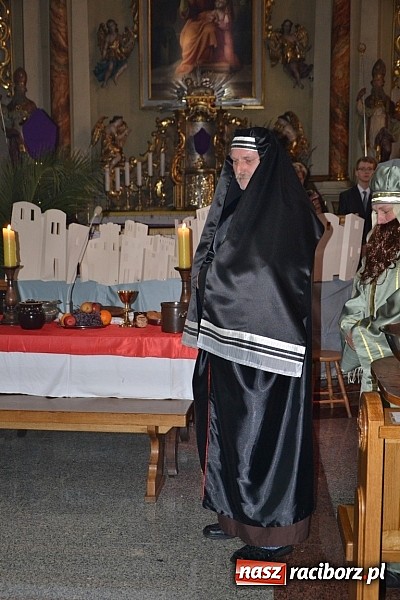 Zdjęcie w galerii na portalu naszraciborz.pl: Misterium Męki Pańskiej w Krzyżanowicach wiadomości z regionu