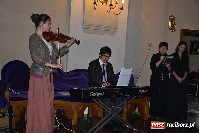 Zdjęcie w galerii na portalu naszraciborz.pl: Misterium Męki Pańskiej w Krzyżanowicach wiadomości z regionu