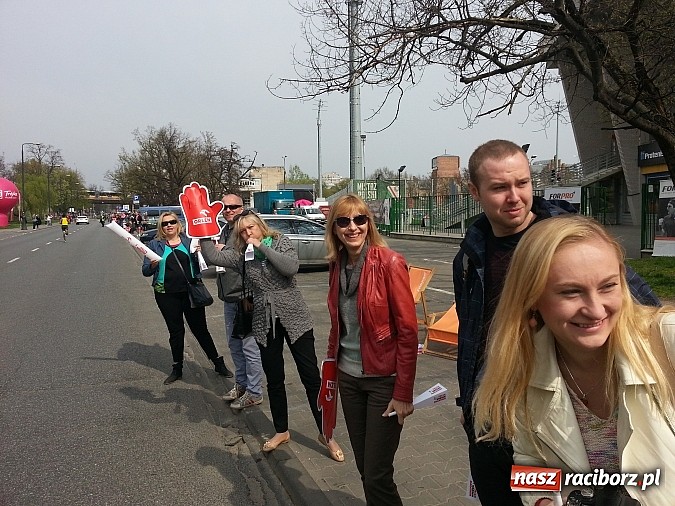 Zdjęcie w galerii na portalu naszraciborz.pl: Łukasz Skwarecki najszybszy z Raciborza na Orlen Warsaw Marathon. Dystans przebiegli też prezydent i jego zastępca wiadomości z regionu