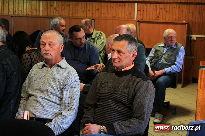 Zdjęcie w galerii na portalu naszraciborz.pl: O uprawie winorośli i produkcji wina na szkoleniu w Pogrzebieniu wiadomości z regionu