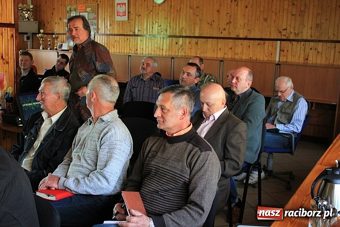 Zdjęcie w galerii na portalu naszraciborz.pl: O uprawie winorośli i produkcji wina na szkoleniu w Pogrzebieniu wiadomości z regionu