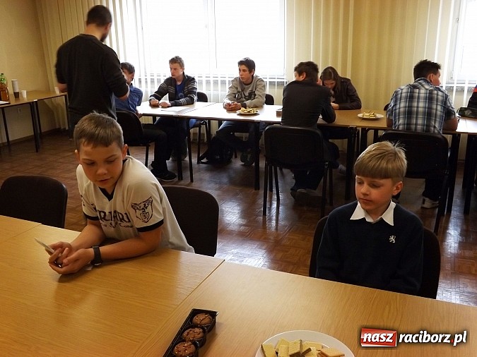 Zdjęcie w galerii na portalu naszraciborz.pl: Młodzież sprawdziła swoją wiedzę pożarniczą wiadomości z regionu