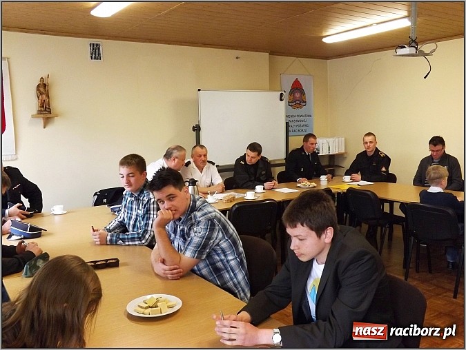 Zdjęcie w galerii na portalu naszraciborz.pl: Młodzież sprawdziła swoją wiedzę pożarniczą wiadomości z regionu