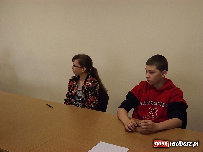 Zdjęcie w galerii na portalu naszraciborz.pl: Młodzież sprawdziła swoją wiedzę pożarniczą wiadomości z regionu