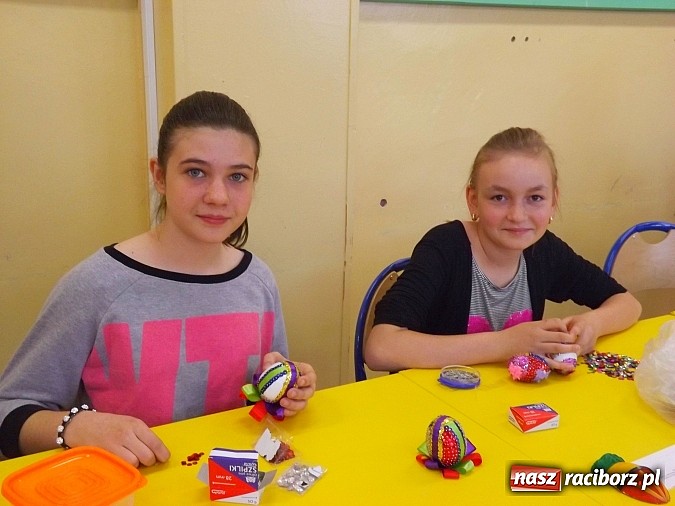 Zdjęcie w galerii na portalu naszraciborz.pl: W Nędzy podtrzymują kroszonkarską tradycję wiadomości z regionu