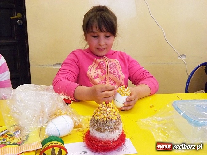 Zdjęcie w galerii na portalu naszraciborz.pl: W Nędzy podtrzymują kroszonkarską tradycję wiadomości z regionu