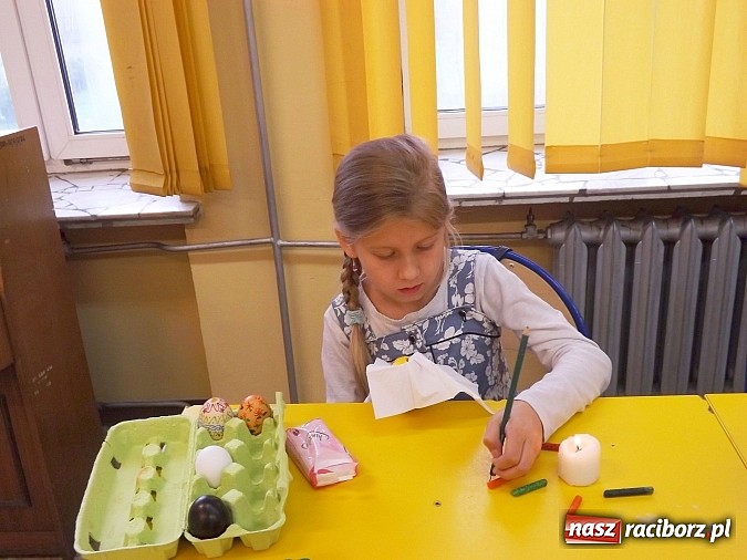 Zdjęcie w galerii na portalu naszraciborz.pl: W Nędzy podtrzymują kroszonkarską tradycję wiadomości z regionu