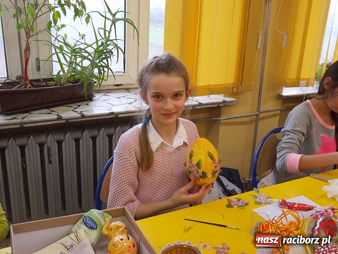 Zdjęcie w galerii na portalu naszraciborz.pl: W Nędzy podtrzymują kroszonkarską tradycję wiadomości z regionu