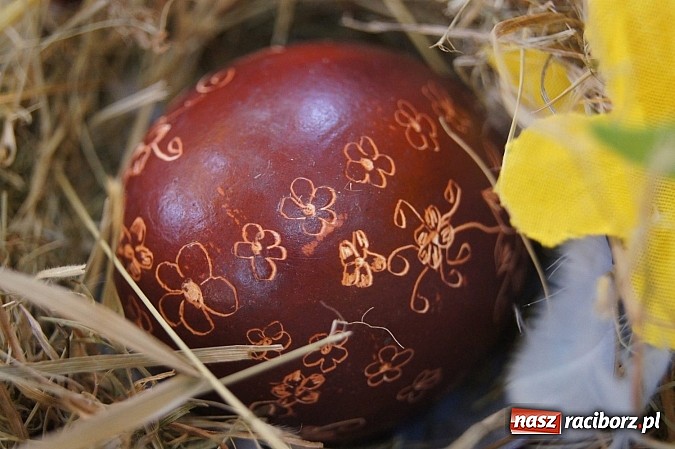 Zdjęcie w galerii na portalu naszraciborz.pl: W Nędzy podtrzymują kroszonkarską tradycję wiadomości z regionu