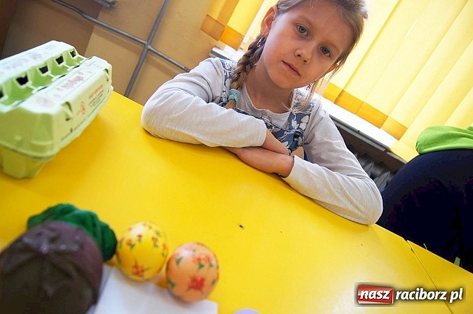 Zdjęcie w galerii na portalu naszraciborz.pl: W Nędzy podtrzymują kroszonkarską tradycję wiadomości z regionu