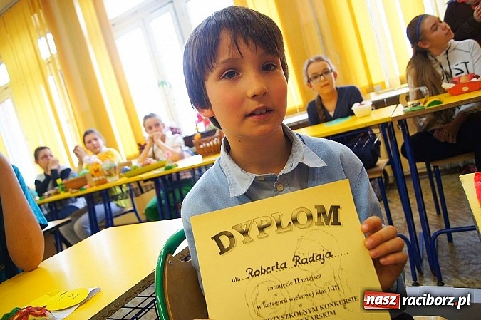 Zdjęcie w galerii na portalu naszraciborz.pl: W Nędzy podtrzymują kroszonkarską tradycję wiadomości z regionu