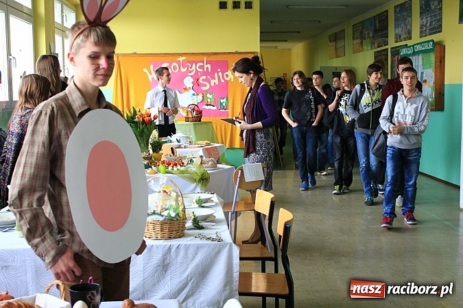 Zdjęcie w galerii na portalu naszraciborz.pl: Wielkanocne smaki na krzanowickich stołach wiadomości z regionu