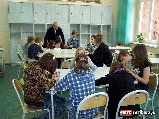 Zdjęcie w galerii na portalu naszraciborz.pl: Przygotowania do Wielkanocy w G5 wiadomości z regionu