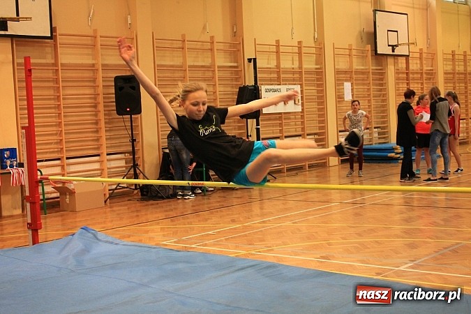 Zdjęcie w galerii na portalu naszraciborz.pl: To już 19. edycja Skoku wzwyż przy muzyce! wiadomości z regionu