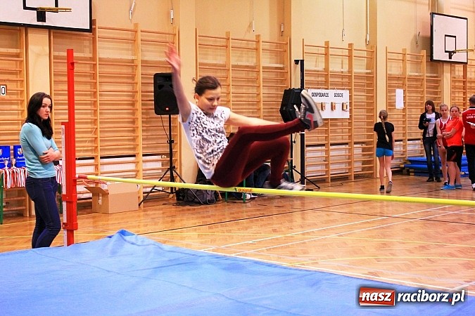 Zdjęcie w galerii na portalu naszraciborz.pl: To już 19. edycja Skoku wzwyż przy muzyce! wiadomości z regionu