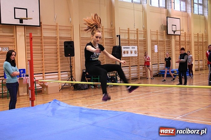 Zdjęcie w galerii na portalu naszraciborz.pl: To już 19. edycja Skoku wzwyż przy muzyce! wiadomości z regionu