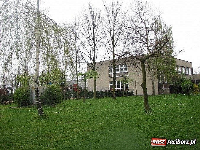 Zdjęcie w galerii na portalu naszraciborz.pl: Kolejne dwie miejskie szkoły czekają na duży remont wiadomości z regionu