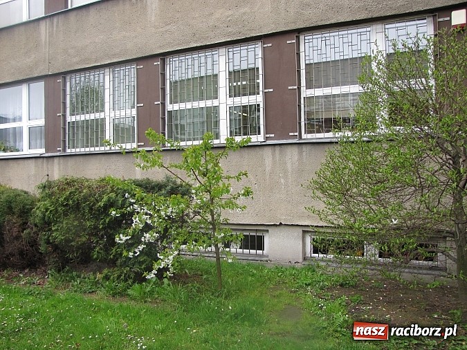 Zdjęcie w galerii na portalu naszraciborz.pl: Kolejne dwie miejskie szkoły czekają na duży remont wiadomości z regionu