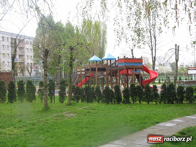 Zdjęcie w galerii na portalu naszraciborz.pl: Kolejne dwie miejskie szkoły czekają na duży remont wiadomości z regionu