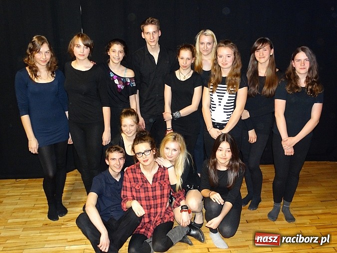 Zdjęcie w galerii na portalu naszraciborz.pl: Podsumowanie warsztatów z Orianą wiadomości z regionu