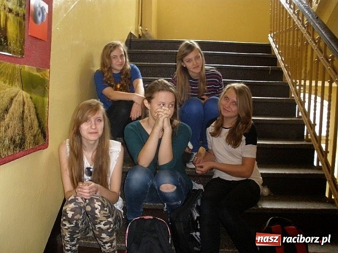 Zdjęcie w galerii na portalu naszraciborz.pl: Za co lubię szkołę – Gimnazjum Nr 5? wiadomości z regionu