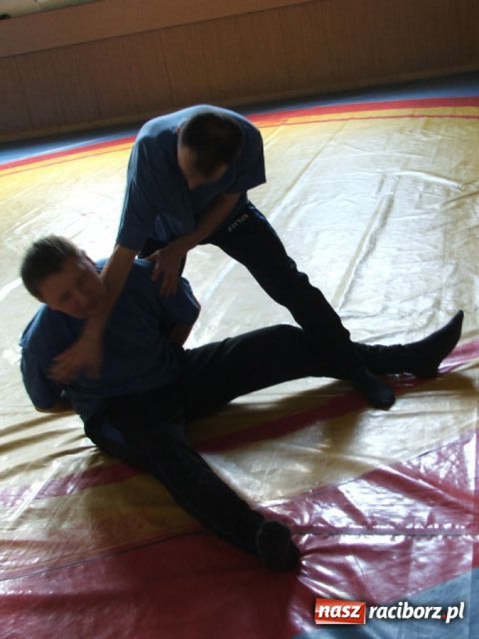 Zdjęcie w galerii na portalu naszraciborz.pl: Strażnicy Miejscy przekraczają granice wiadomości z regionu