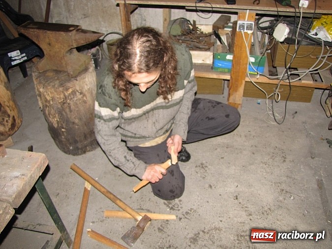 Zdjęcie w galerii na portalu naszraciborz.pl: Okiełznać metal. Niezwykła pasja 20-letniego raciborzanina - Michała Dąbkowskiego  wiadomości z regionu