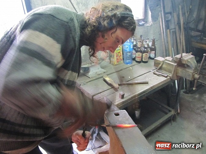 Zdjęcie w galerii na portalu naszraciborz.pl: Okiełznać metal. Niezwykła pasja 20-letniego raciborzanina - Michała Dąbkowskiego  wiadomości z regionu