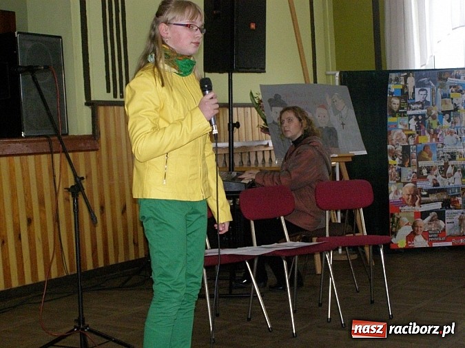 Zdjęcie w galerii na portalu naszraciborz.pl: Występy wielkopostne w Domu Kultury w Borucinie  wiadomości z regionu
