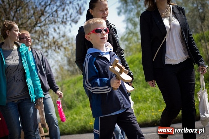 Zdjęcie w galerii na portalu naszraciborz.pl: Kiedy kościelne dzwony milkną w Sudole...  wiadomości z regionu