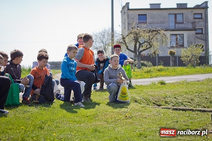 Zdjęcie w galerii na portalu naszraciborz.pl: Kiedy kościelne dzwony milkną w Sudole...  wiadomości z regionu
