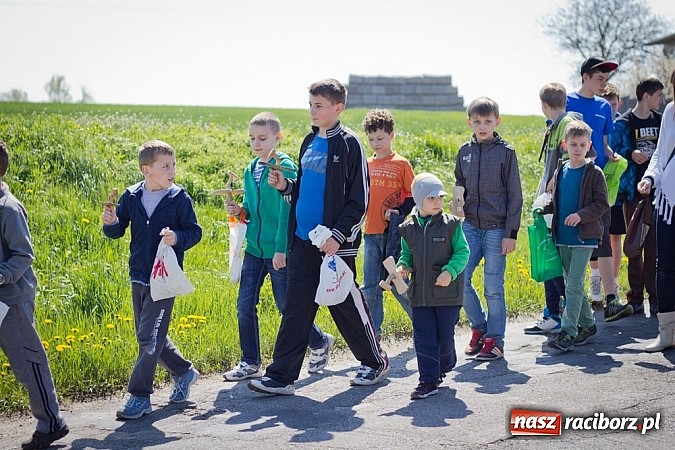 Zdjęcie w galerii na portalu naszraciborz.pl: Kiedy kościelne dzwony milkną w Sudole...  wiadomości z regionu