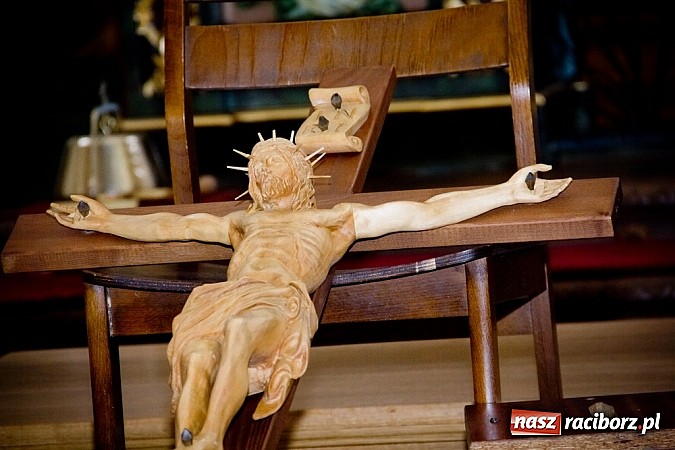 Zdjęcie w galerii na portalu naszraciborz.pl: U Bożego Grobu w kościołach naszego powiatu wiadomości z regionu