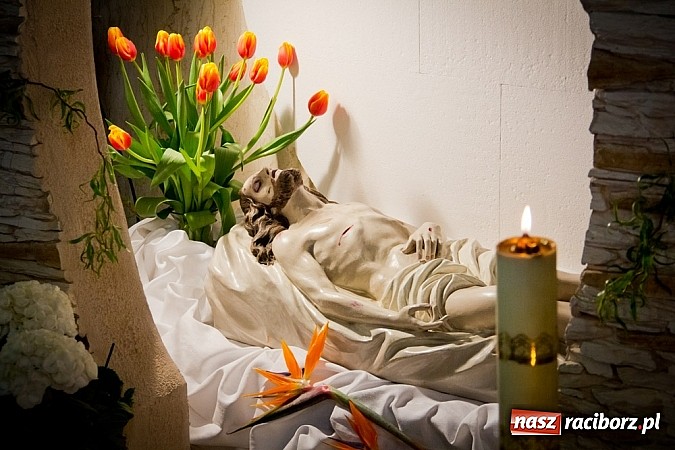 Zdjęcie w galerii na portalu naszraciborz.pl: U Bożego Grobu w kościołach naszego powiatu wiadomości z regionu