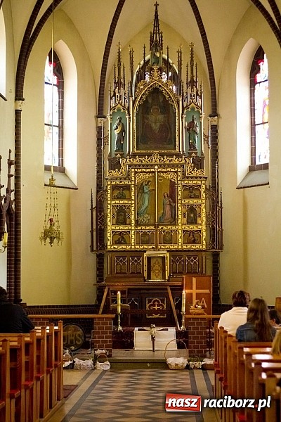 Zdjęcie w galerii na portalu naszraciborz.pl: U Bożego Grobu w kościołach naszego powiatu wiadomości z regionu