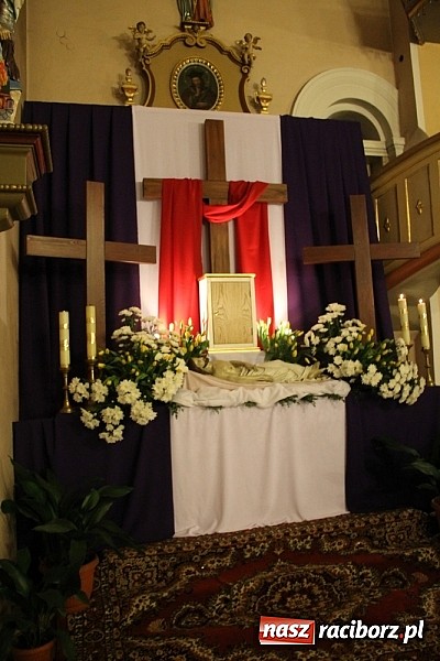 Zdjęcie w galerii na portalu naszraciborz.pl: U Bożego Grobu w kościołach naszego powiatu wiadomości z regionu