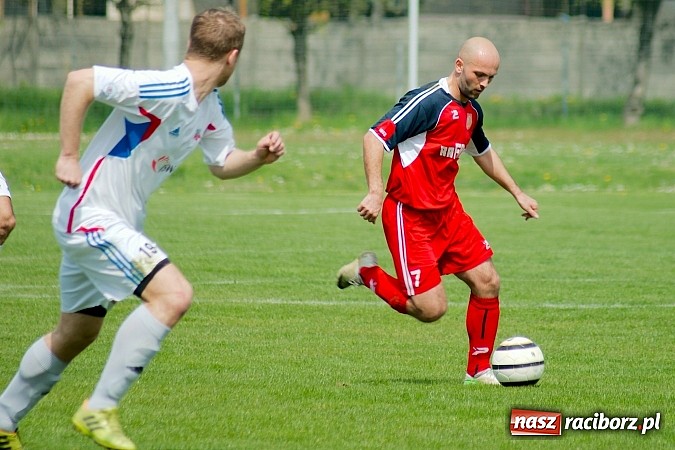 Zdjęcie w galerii na portalu naszraciborz.pl: Gra z kontry zabójczą bronią Granicy. Rafako na kolanach wiadomości z regionu