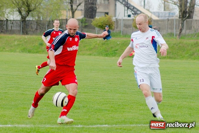 Zdjęcie w galerii na portalu naszraciborz.pl: Gra z kontry zabójczą bronią Granicy. Rafako na kolanach wiadomości z regionu