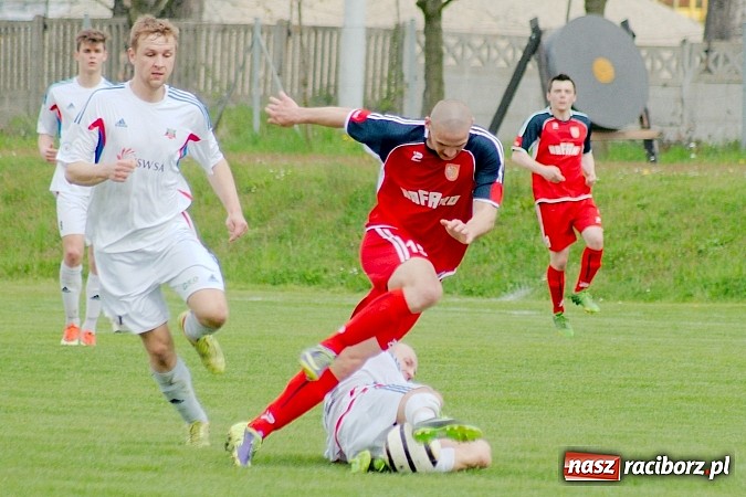 Zdjęcie w galerii na portalu naszraciborz.pl: Gra z kontry zabójczą bronią Granicy. Rafako na kolanach wiadomości z regionu