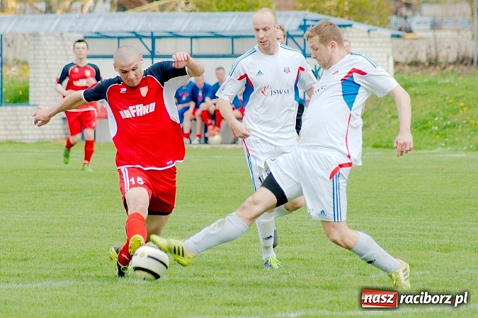 Zdjęcie w galerii na portalu naszraciborz.pl: Gra z kontry zabójczą bronią Granicy. Rafako na kolanach wiadomości z regionu