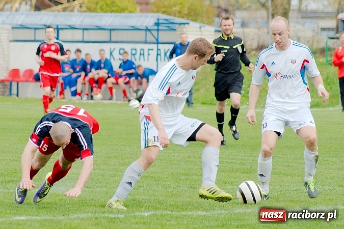 Zdjęcie w galerii na portalu naszraciborz.pl: Gra z kontry zabójczą bronią Granicy. Rafako na kolanach wiadomości z regionu